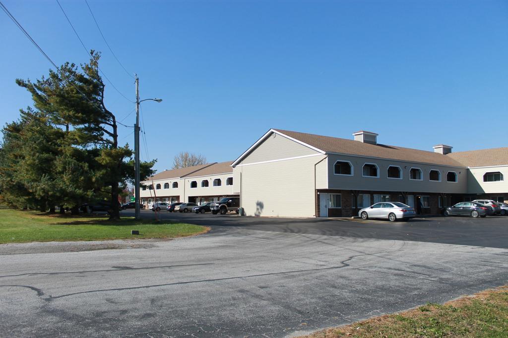 Days Inn By Wyndham Davenport Ia Luaran gambar