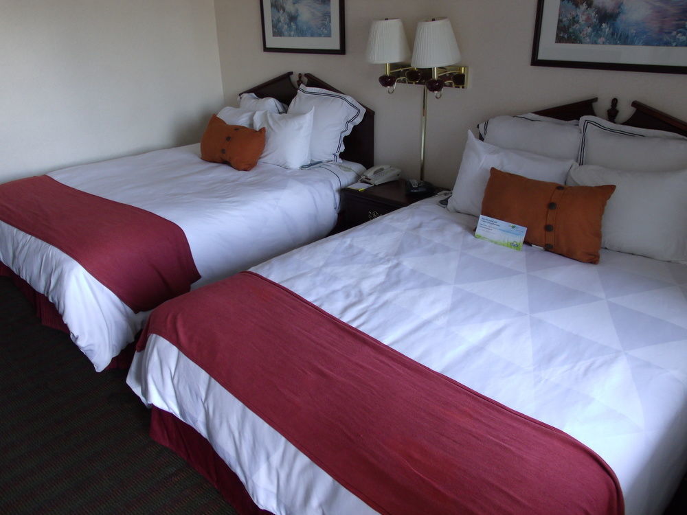 Days Inn By Wyndham Davenport Ia Luaran gambar