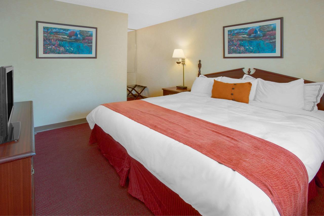 Days Inn By Wyndham Davenport Ia Luaran gambar