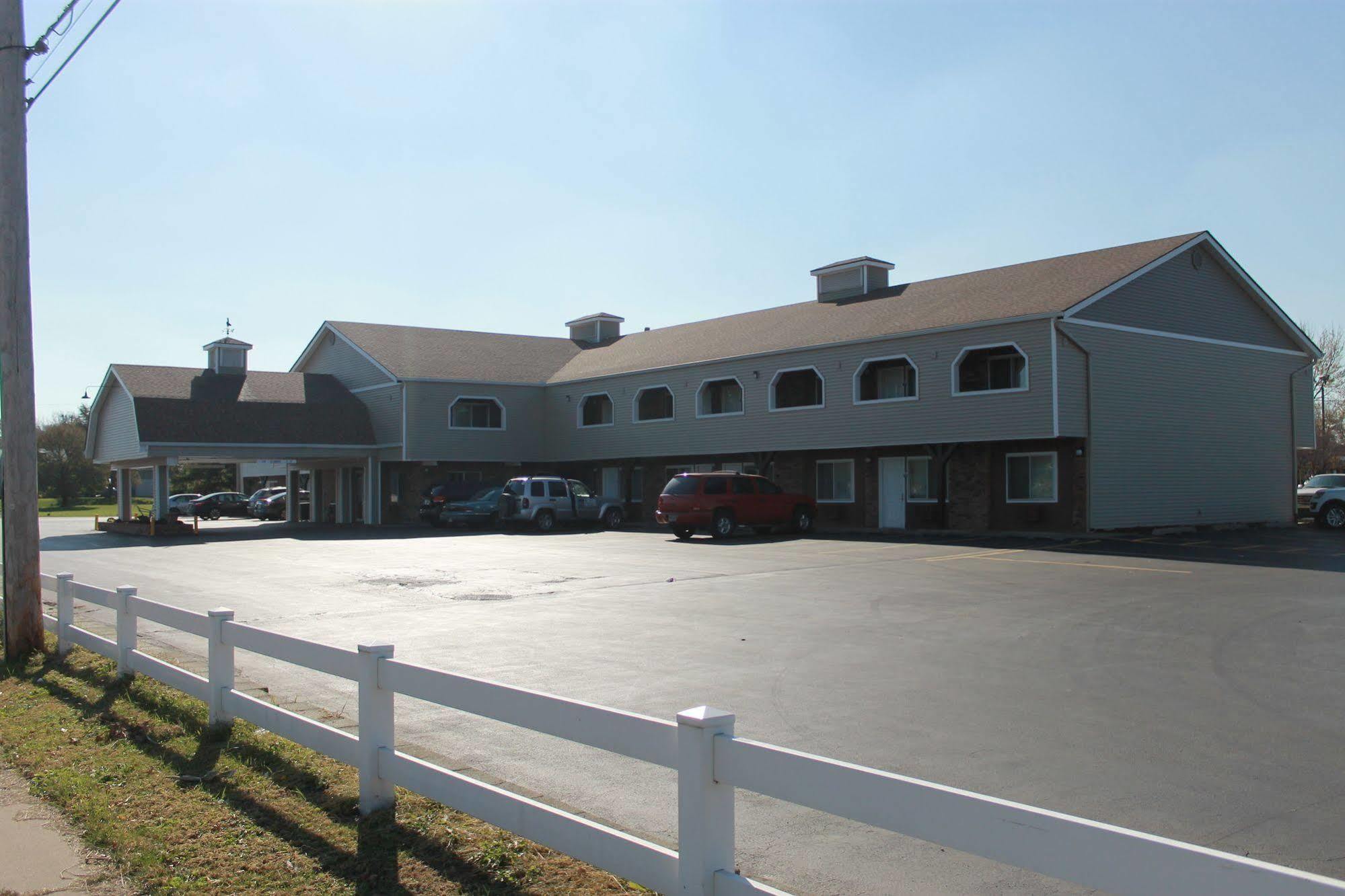Days Inn By Wyndham Davenport Ia Luaran gambar