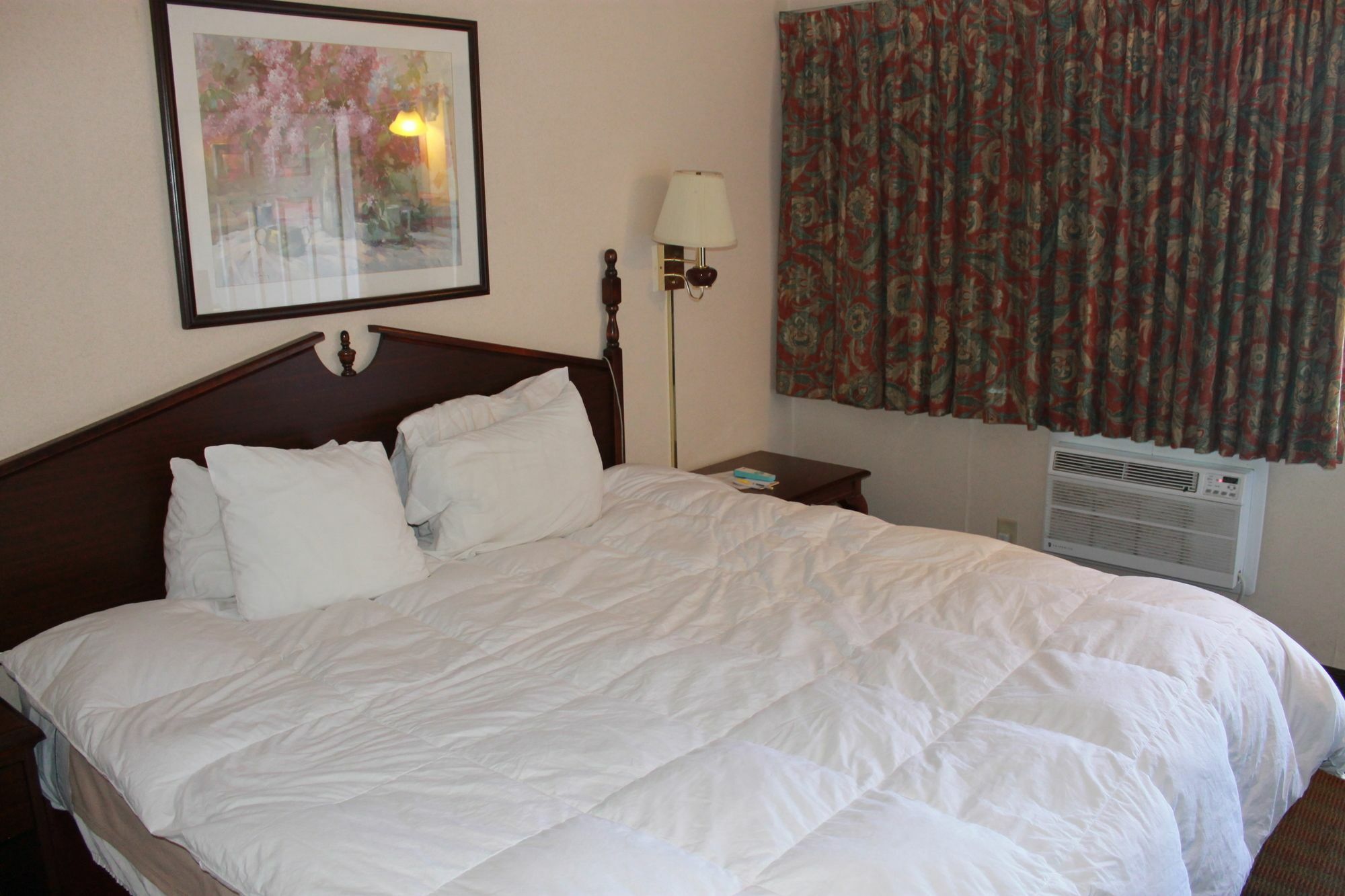 Days Inn By Wyndham Davenport Ia Luaran gambar